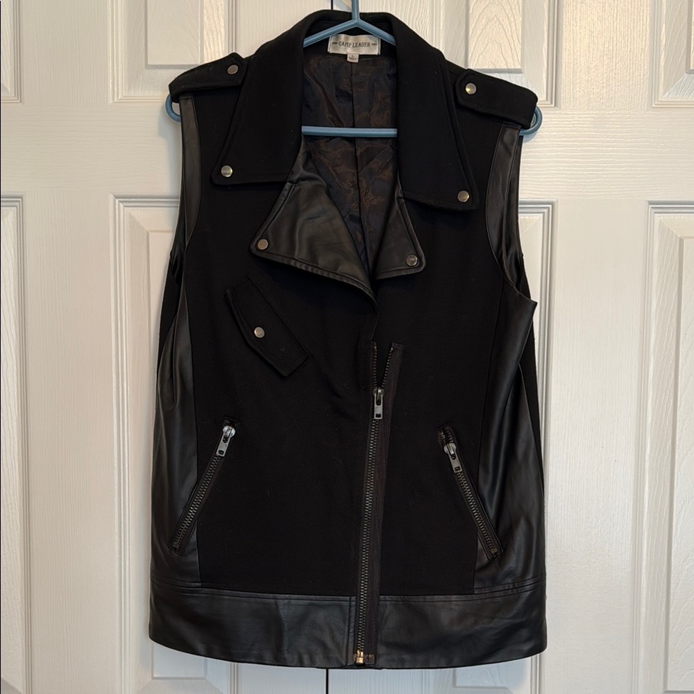 Black Sleeveless Jacket